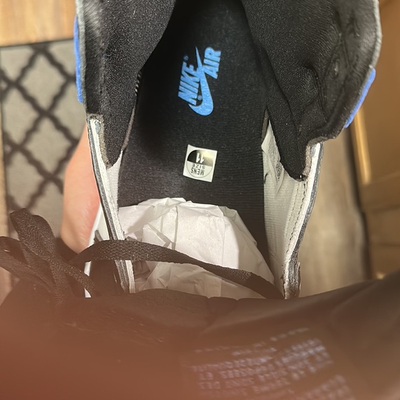 Air Jordan 1 Retro High OG ‘UNC TOE’ - Picture 9 of 16